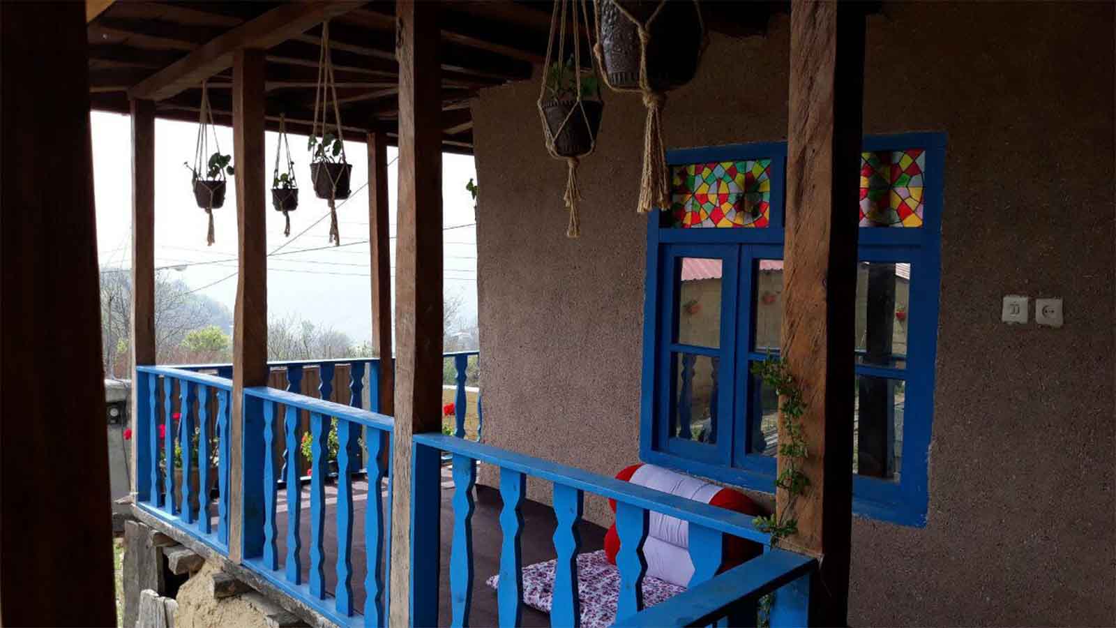 تاریخچه لغت بوم گردی و بوم گردی در ایران