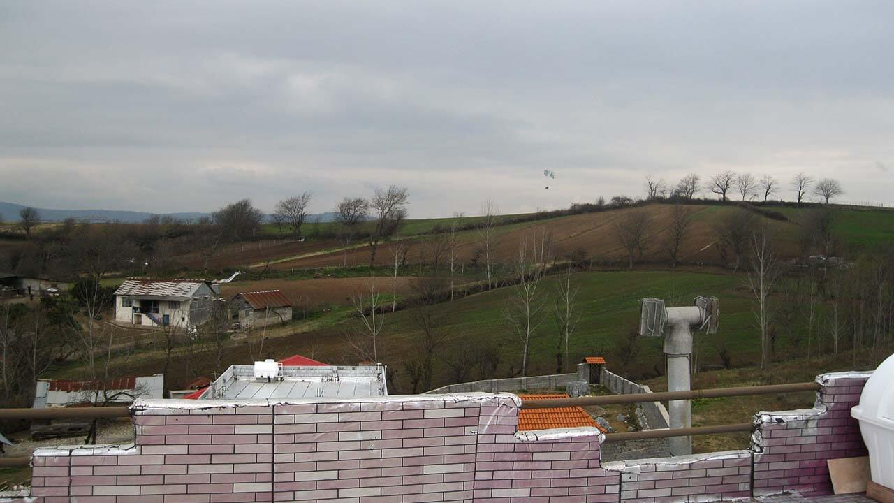 ویلا جنگلی مشرف به سایت پاراگلایدر