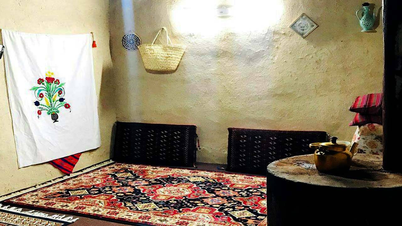 اقامتگاه ماه جون
