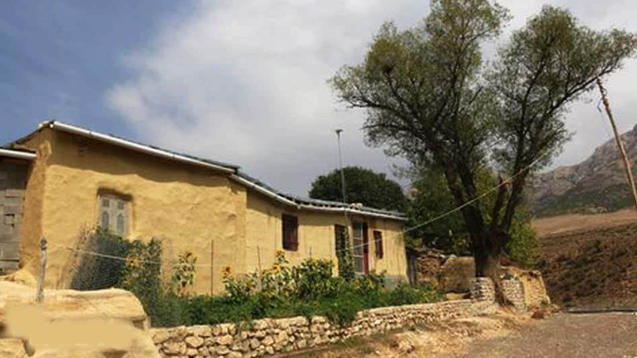 اقامتگاه چشمه سورت