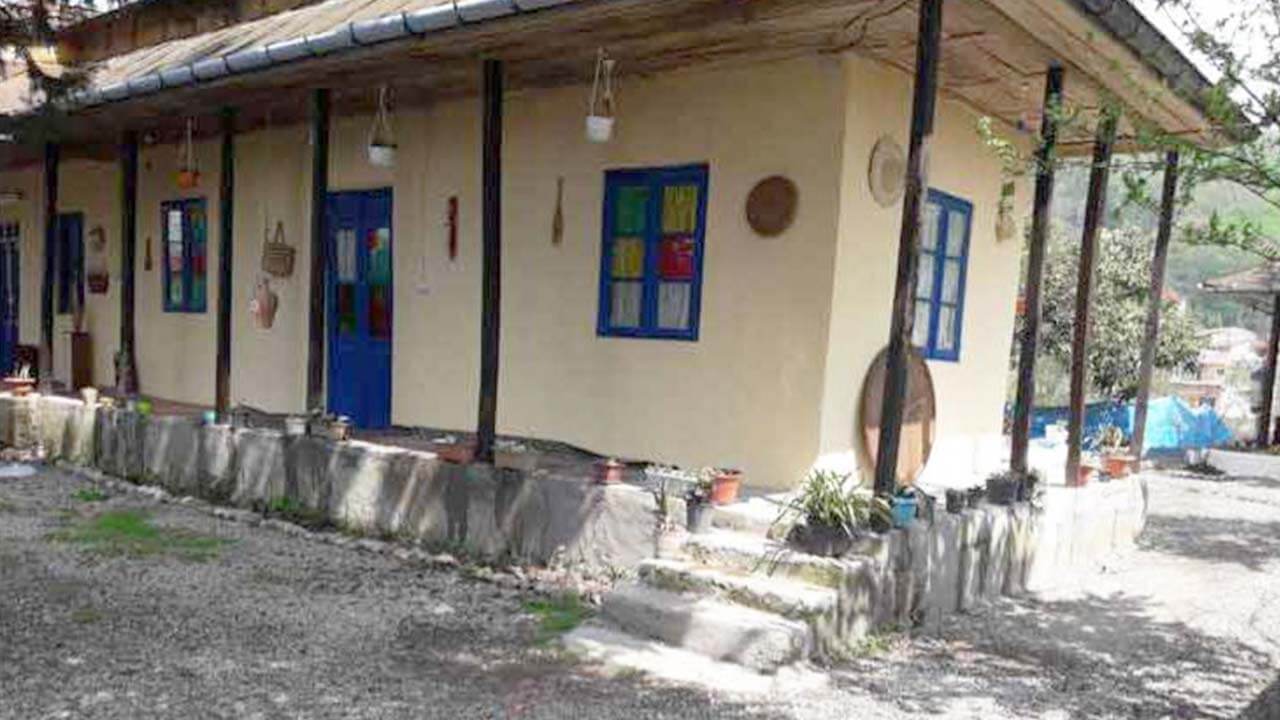 اقامتگاه خان سره