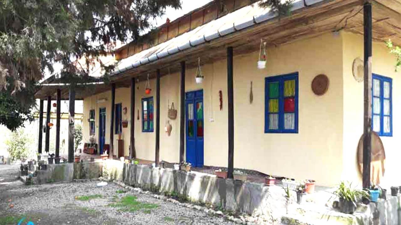 اقامتگاه خان سره