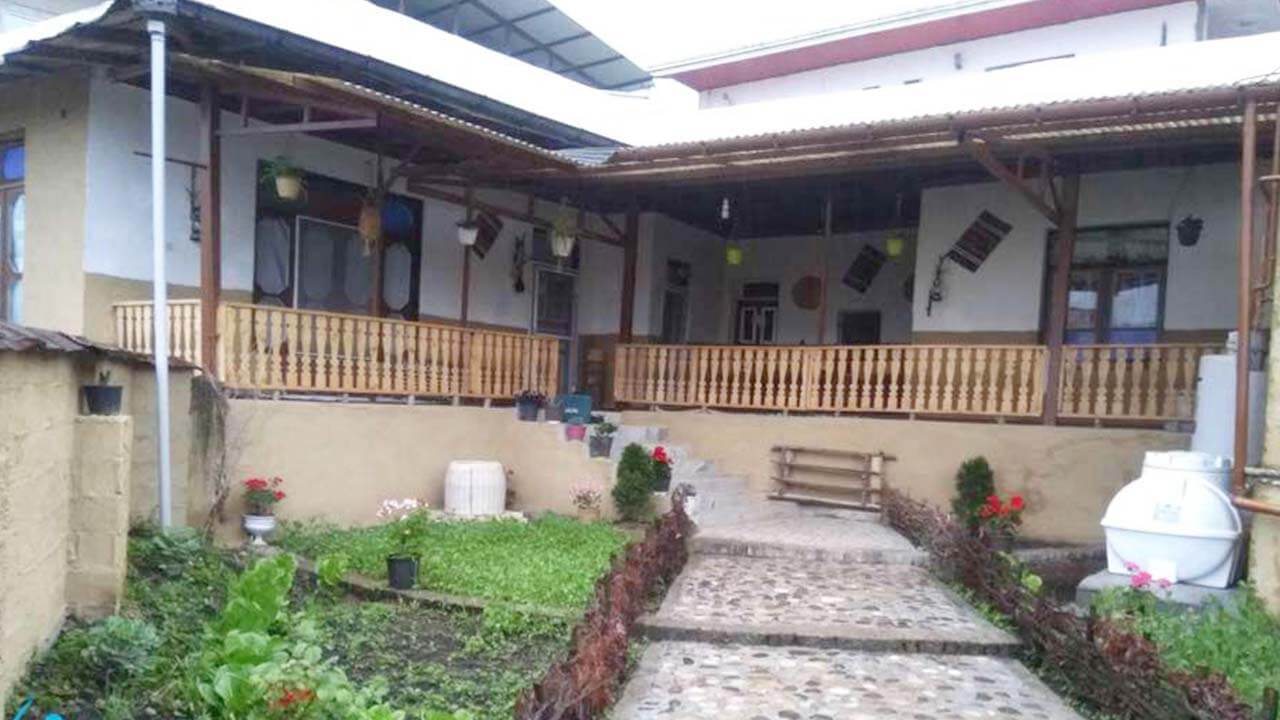 اقامتگاه سرای رستم