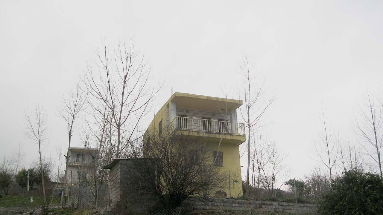 ویلا کوهستانی با چشم انداز قله دماوند