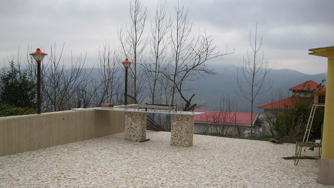 ویلا کوهستانی با چشم انداز قله دماوند