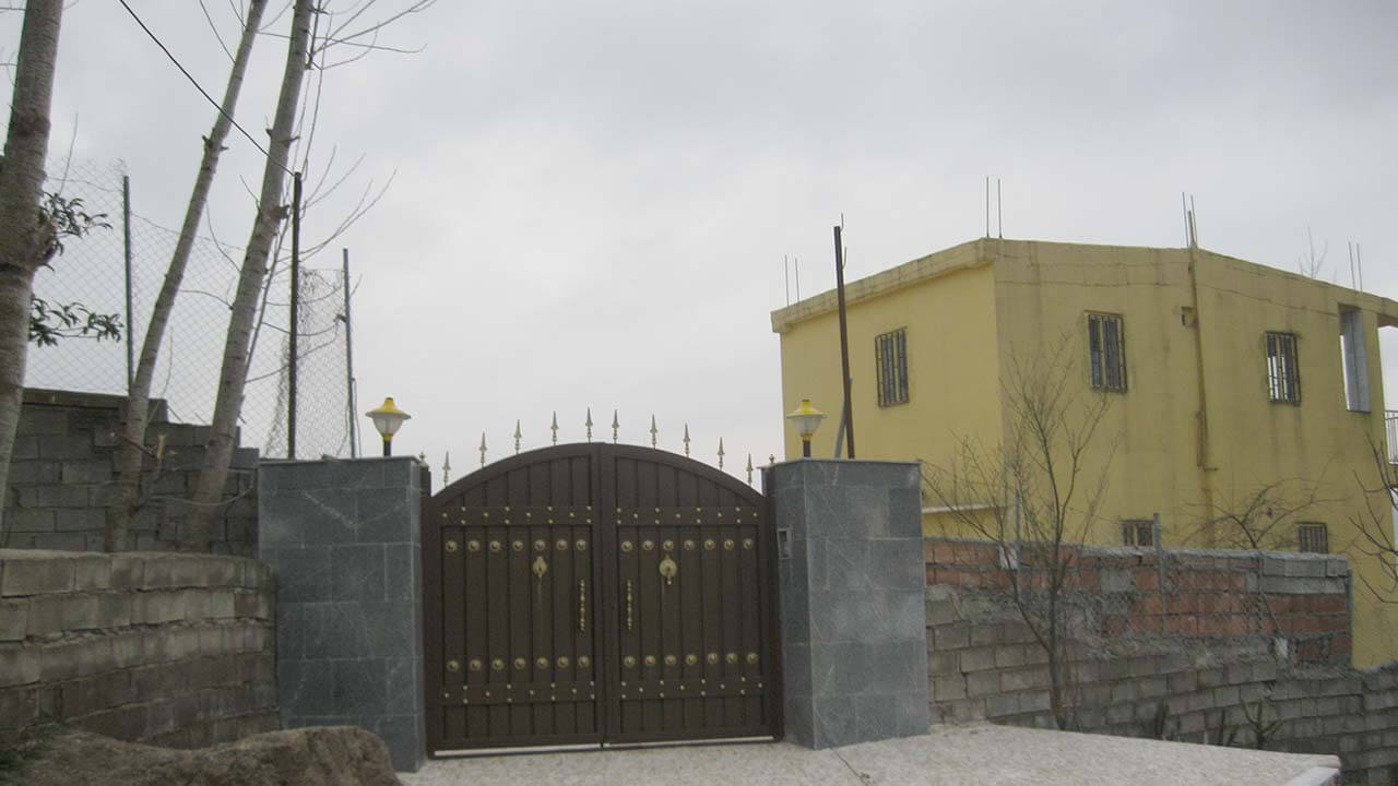 ویلا کوهستانی با چشم انداز قله دماوند